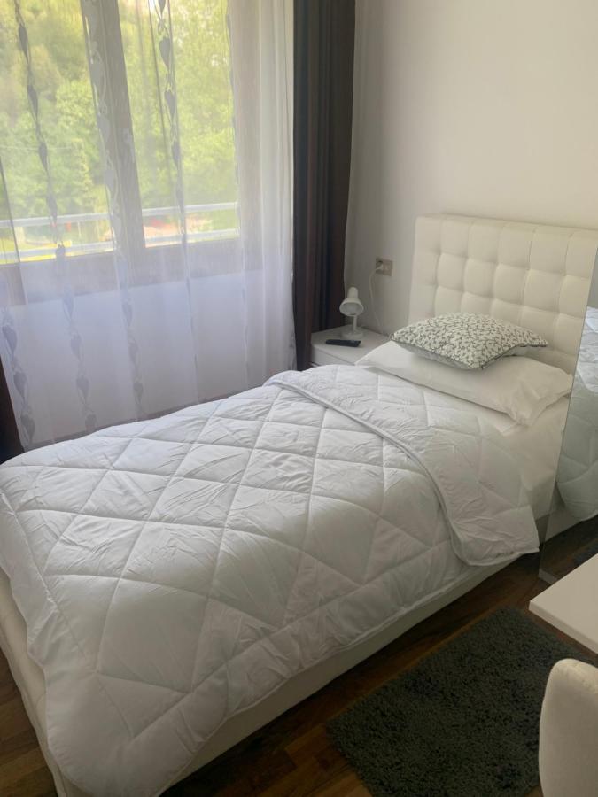 Albergo Al Lago Anfo Kültér fotó