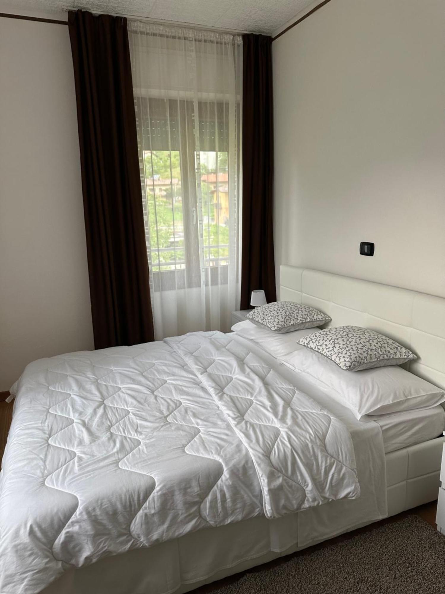 Albergo Al Lago Anfo Kültér fotó
