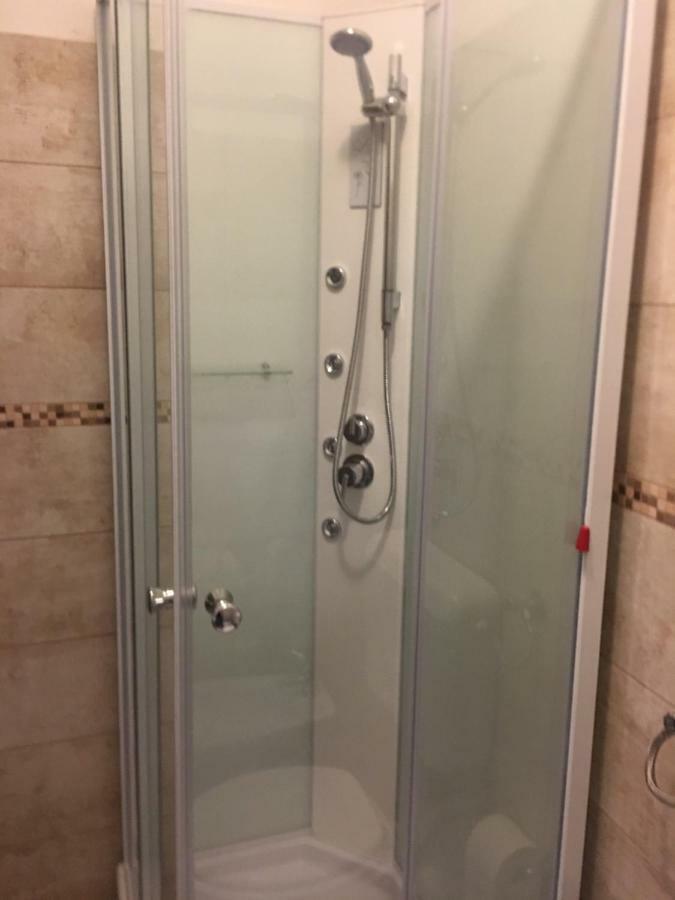 Albergo Al Lago Anfo Kültér fotó