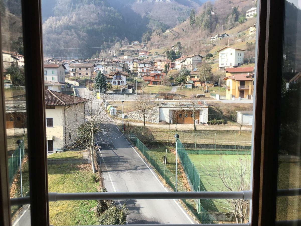 Albergo Al Lago Anfo Kültér fotó